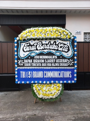 Papan Bunga Duka di Gumay Ulu